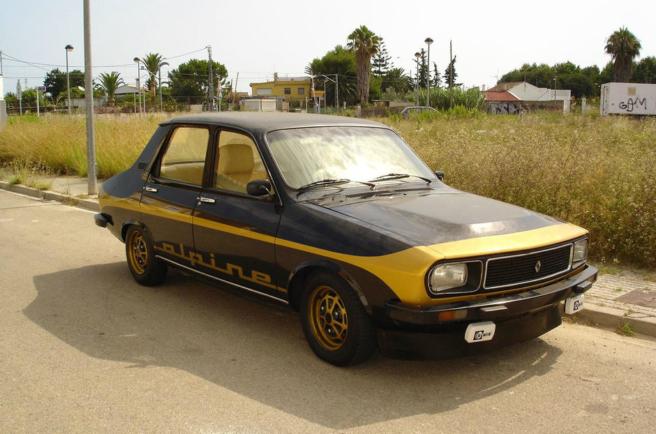 Renault 12