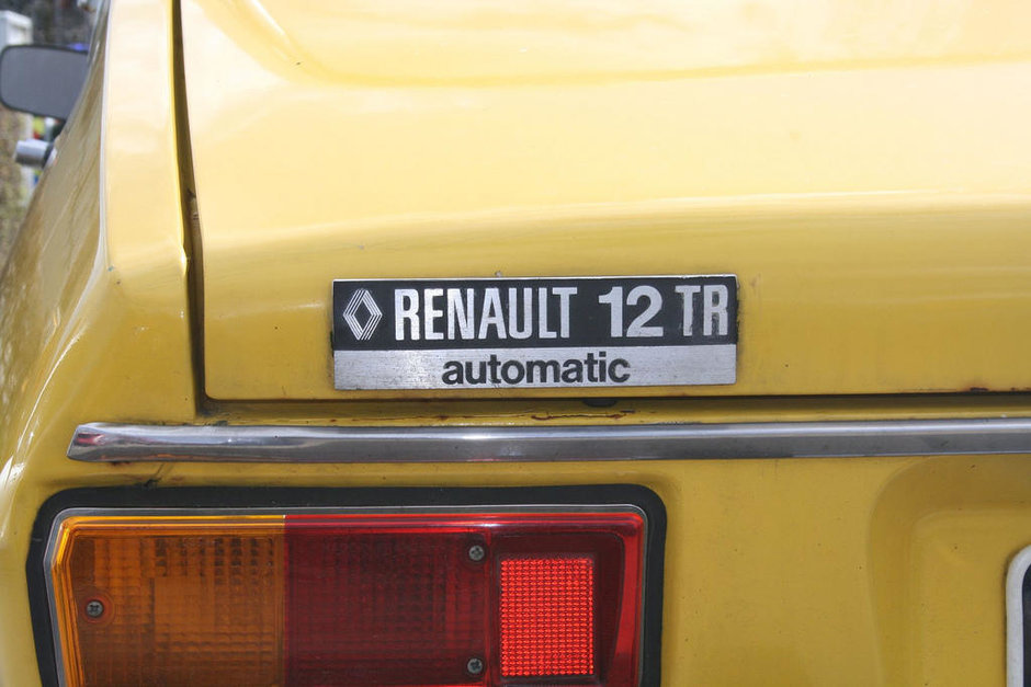 Renault 12