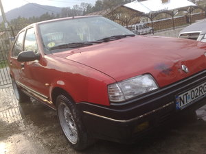 Renault 19 nedumerire!