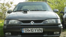 Renault 19