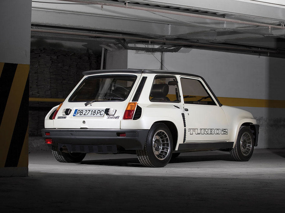 Renault 5 Turbo 2 scos la licitatie