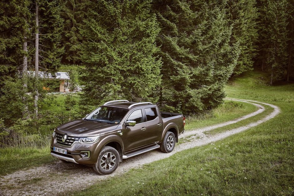 Renault Alaskan debuteaza in Europa
