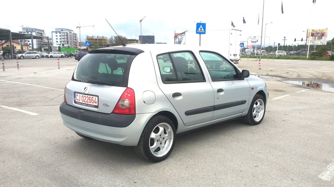 Renault Clio 1.2 klima jante - Full 2002