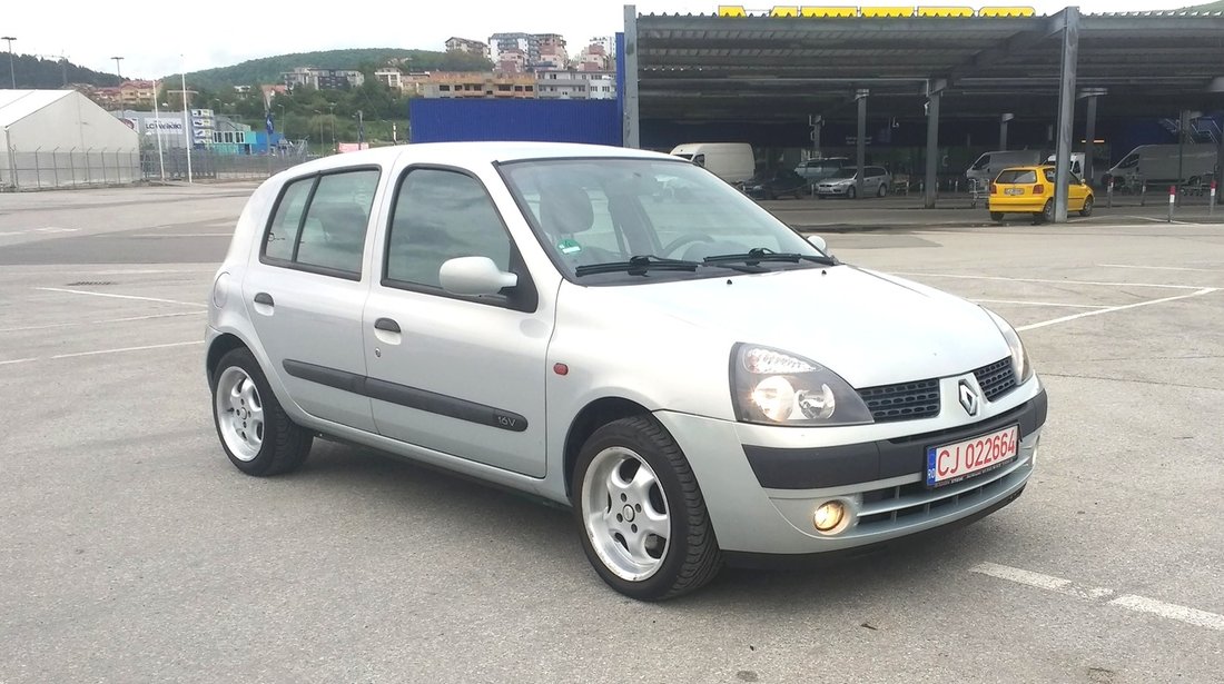 Renault Clio 1.2 klima jante - Full 2002