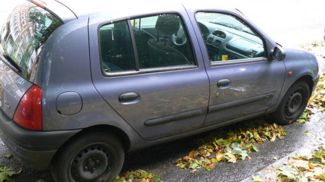 Renault Clio 1.4 16v 2000