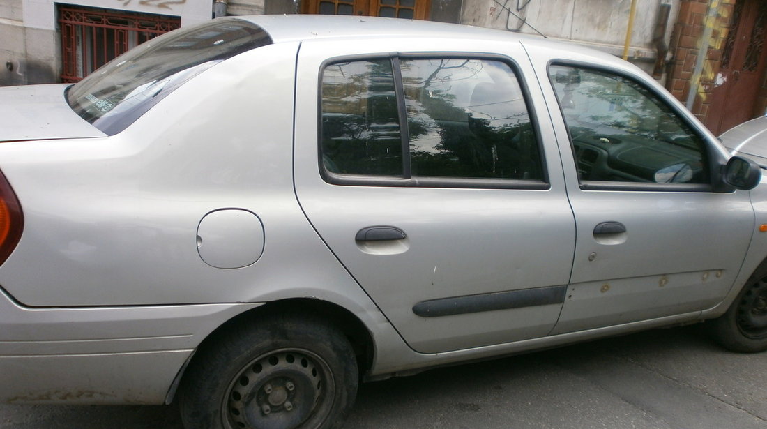 Renault Clio 1.4 RNA 2000