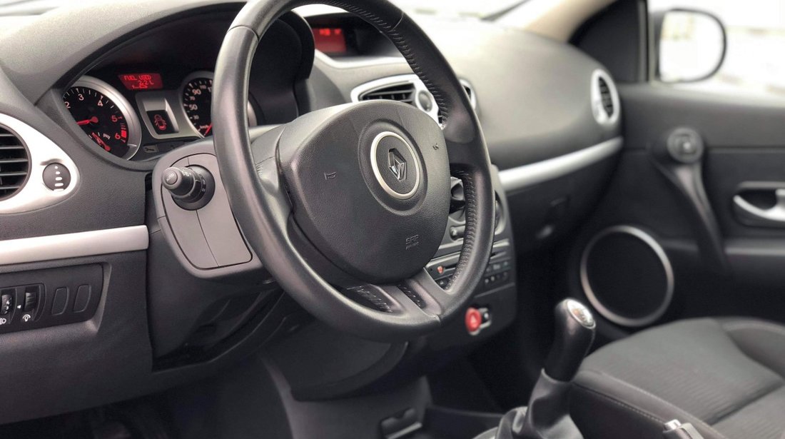 Renault Clio 1.5 DCI 2011