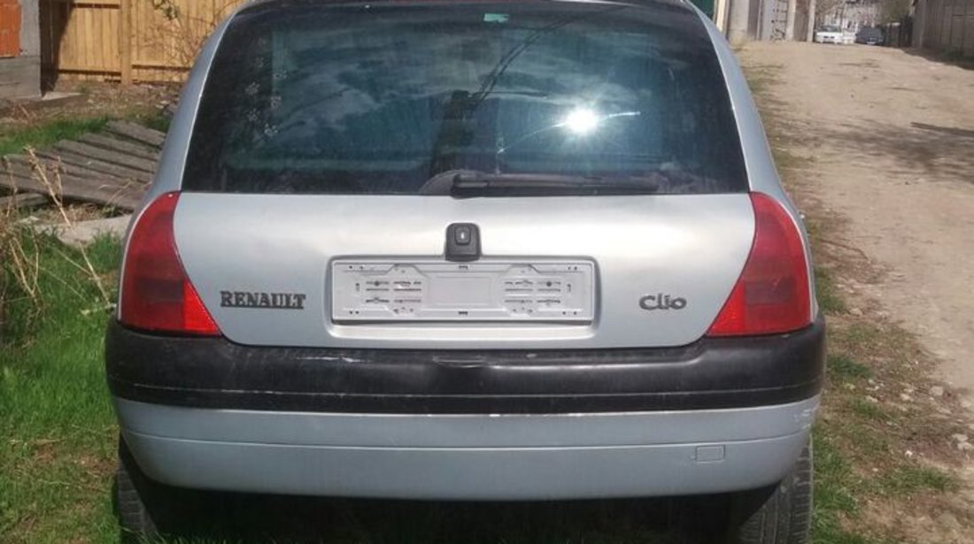 Renault Clio 1100 2001