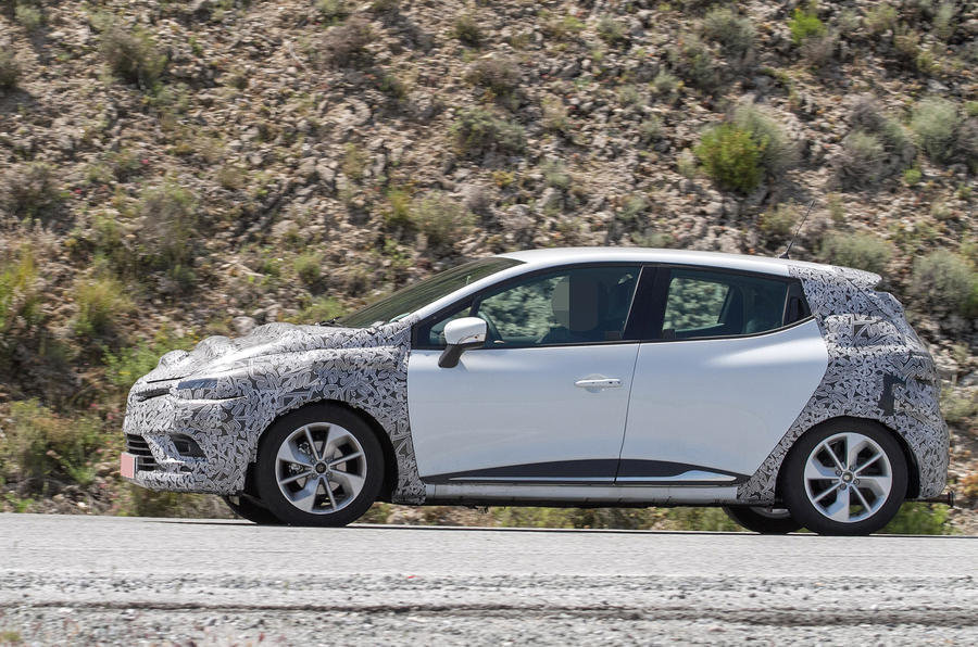 Renault Clio Facelift - Poze Spion