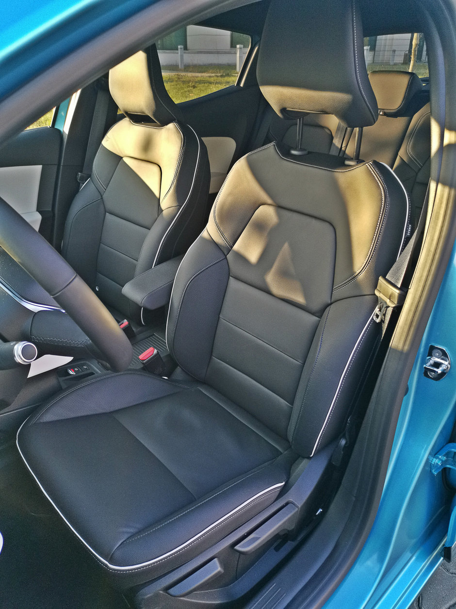 Renault Clio Intense Blue dCi 115