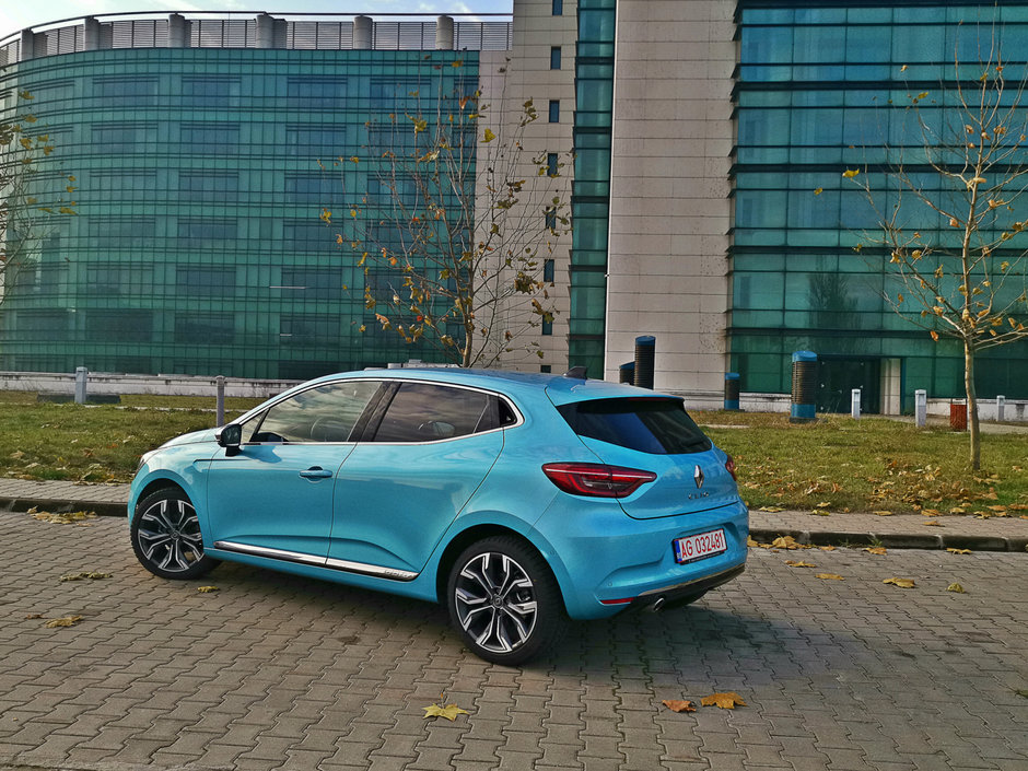 Renault Clio Intense Blue dCi 115