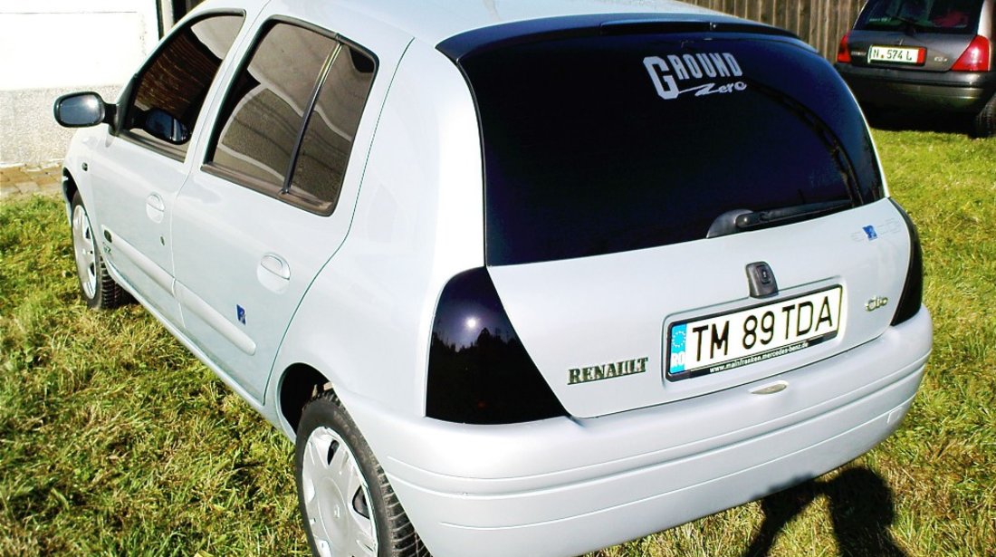 Renault clio symbol 2000 dezmembrez piese sh clio 2