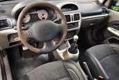 Renault Clio V6 cu 7.100 km de vanzare