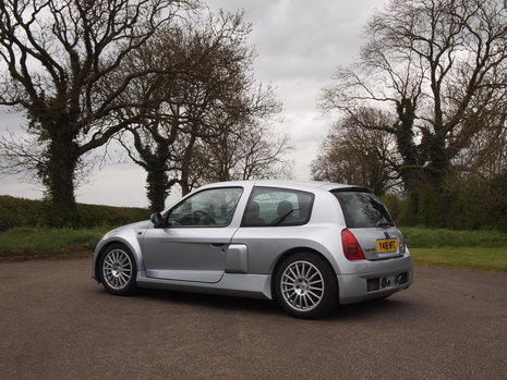 Renault Clio V6 de vanzare