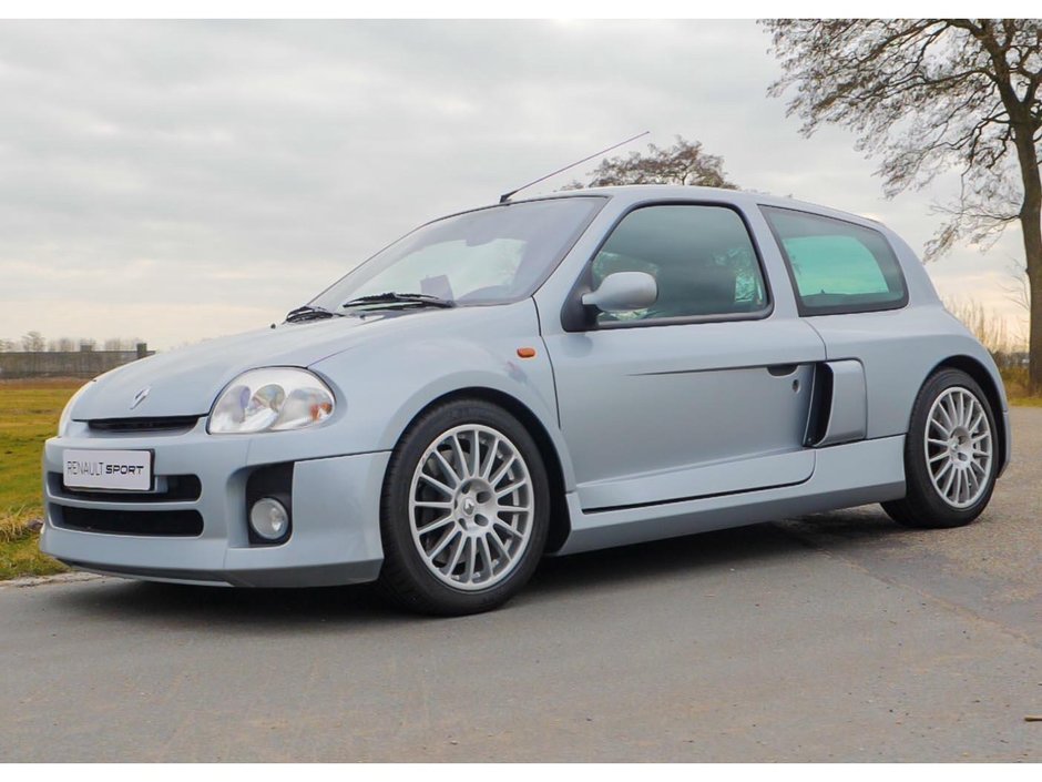 Renault Clio V6 de vanzare