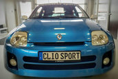 Renault Clio V6 din 2001 de vanzare