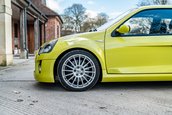 Renault Clio V6 Phase 2 vandut cu 90.000 de lire sterline