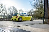 Renault Clio V6 Phase 2 vandut cu 90.000 de lire sterline