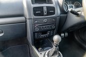 Renault Clio V6 Phase 2 vandut cu 90.000 de lire sterline