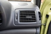 Renault Clio V6 Phase 2 vandut cu 90.000 de lire sterline
