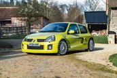 Renault Clio V6 Phase 2 vandut cu 90.000 de lire sterline