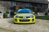 Renault Clio V6 Phase 2 vandut cu 90.000 de lire sterline
