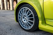 Renault Clio V6 Phase 2 vandut cu 90.000 de lire sterline