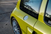 Renault Clio V6 Phase 2 vandut cu 90.000 de lire sterline