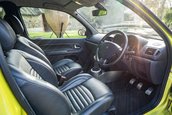 Renault Clio V6 Phase 2 vandut cu 90.000 de lire sterline