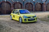 Renault Clio V6 Phase 2 vandut cu 90.000 de lire sterline