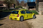 Renault Clio V6 Phase 2 vandut cu 90.000 de lire sterline