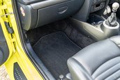 Renault Clio V6 Phase 2 vandut cu 90.000 de lire sterline