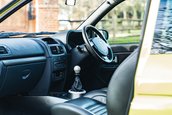 Renault Clio V6 Phase 2 vandut cu 90.000 de lire sterline