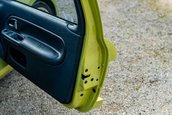 Renault Clio V6 Phase 2 vandut cu 90.000 de lire sterline