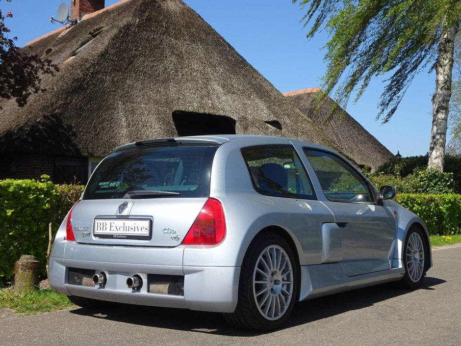 Renault Clio V6 Phase I de vanzare