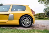 Renault Clio V6