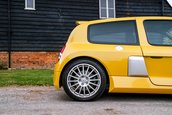 Renault Clio V6