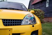 Renault Clio V6