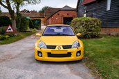 Renault Clio V6