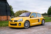 Renault Clio V6