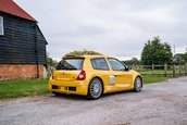 Renault Clio V6