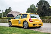 Renault Clio V6