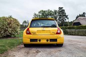 Renault Clio V6