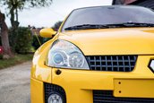 Renault Clio V6
