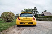 Renault Clio V6