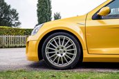 Renault Clio V6
