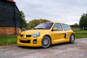 Renault Clio V6