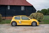 Renault Clio V6
