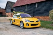 Renault Clio V6