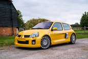 Renault Clio V6